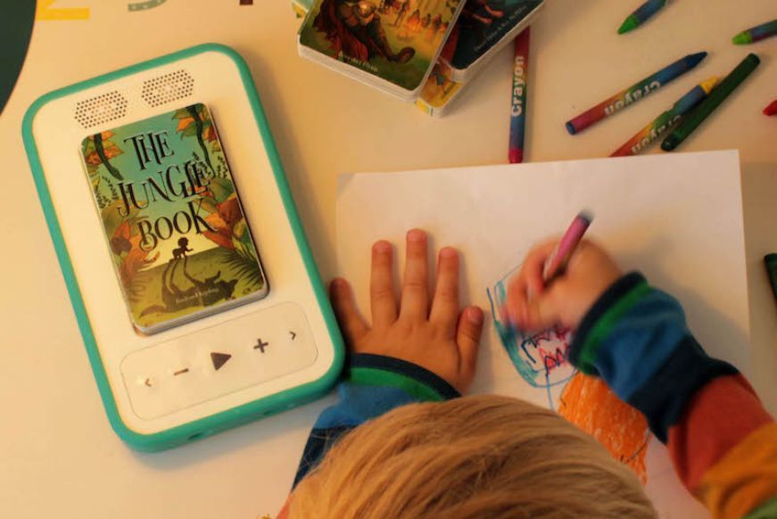 Listening to the Voxblock player